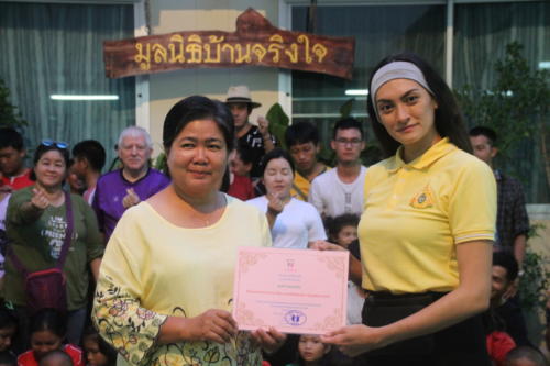 Certificate for Patti Rose a friend and celebrity in Thailand.